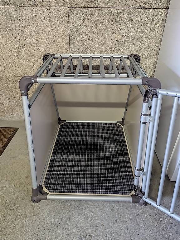 Gabbie, trasporto & Sicurezza: Hundebox 4pets comfortline M – Usato da Gunzwil venduto da Maniles 1