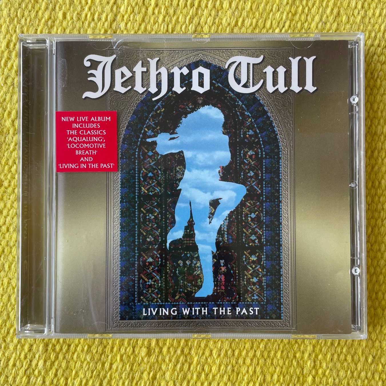 CDs: JETHRO TULL-LIVING WITH THE PAST – Gebraucht aus Rorschacherberg von CD-Roli