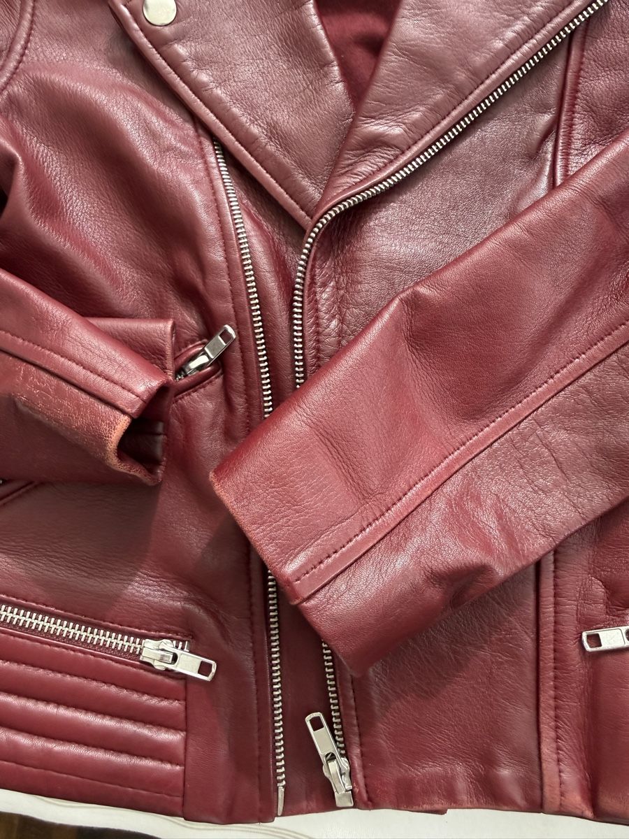 Maje Jacken: Maje Lederjacke Bordeaux Grösse 36  – Gebraucht aus Zug von 5anna 5