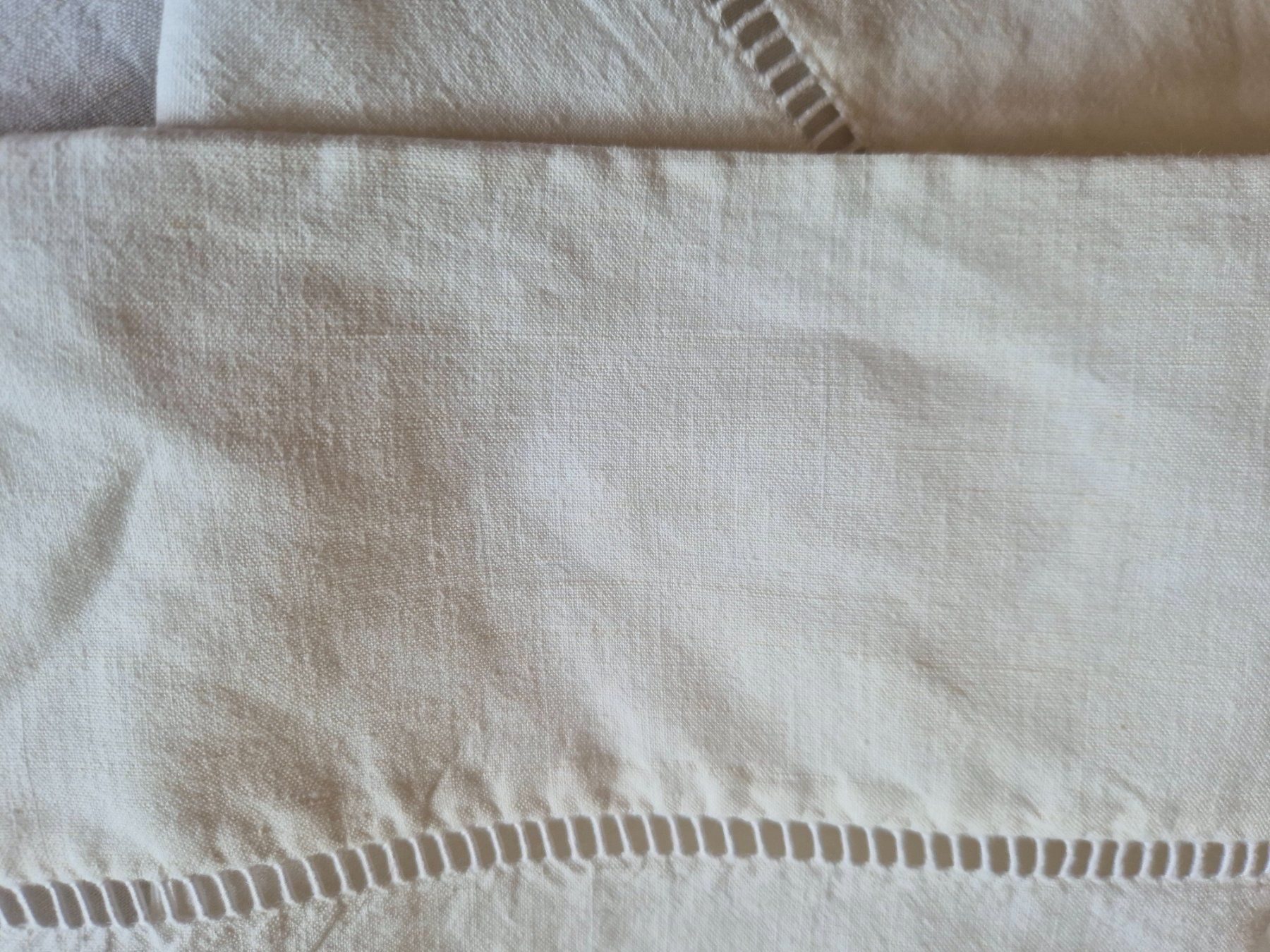 Linge de lit: Leintuch Monogramm TP bestickt, 300x205 cm – D'occasion à Bern par aronari 3