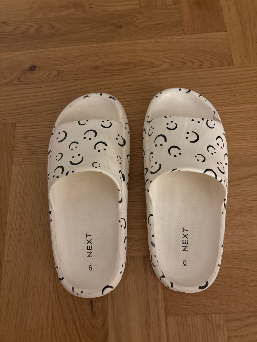 Next Chaussures hommes: Badeschuhe von Next, Grösse 6 (39) – D'occasion à Wohlen AG par Michi761 1