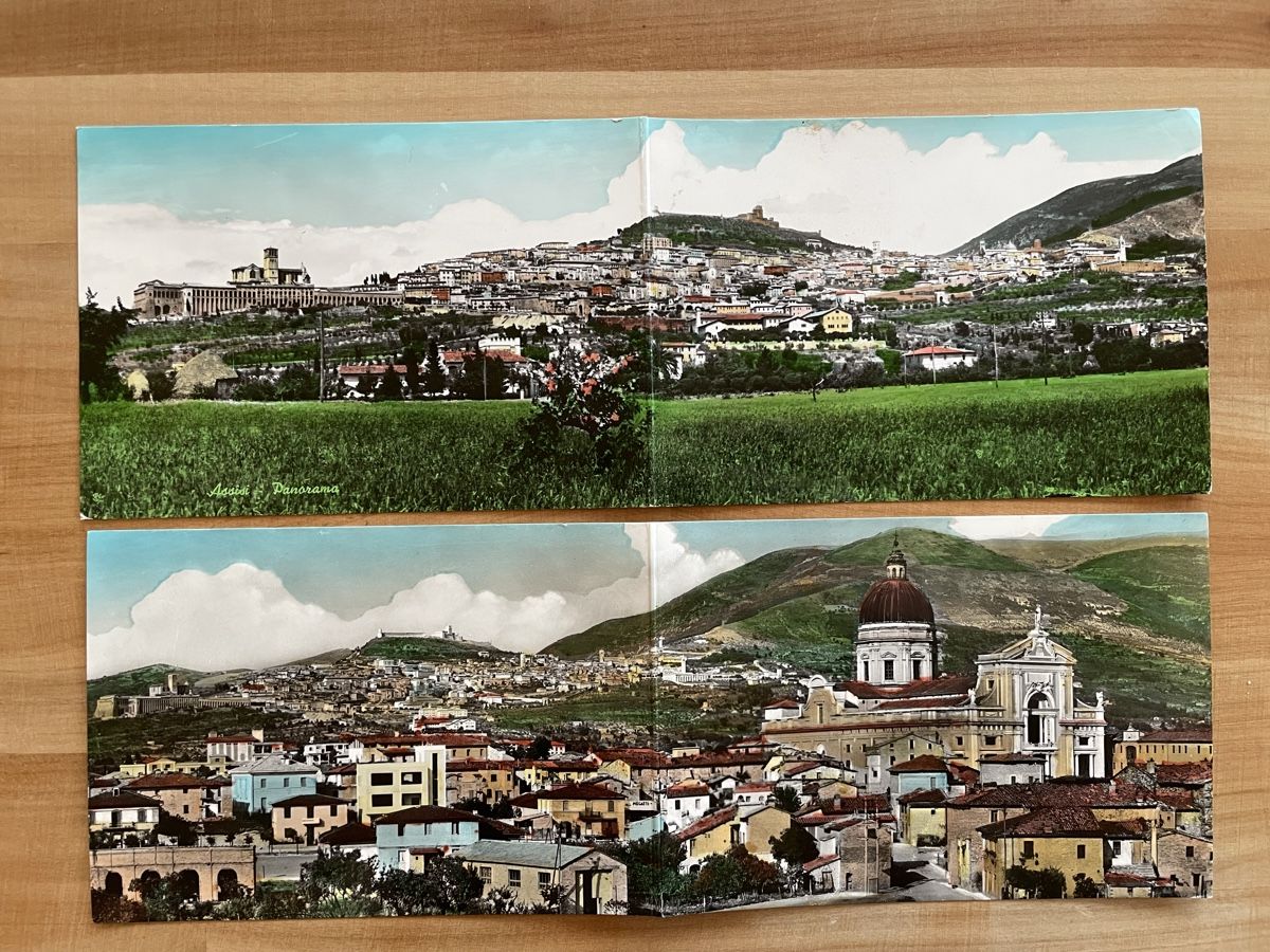 Ansichtskarten: 2 Falt Panorama AK von Assisi  – Gebraucht aus Rümlang von Kartenpost1