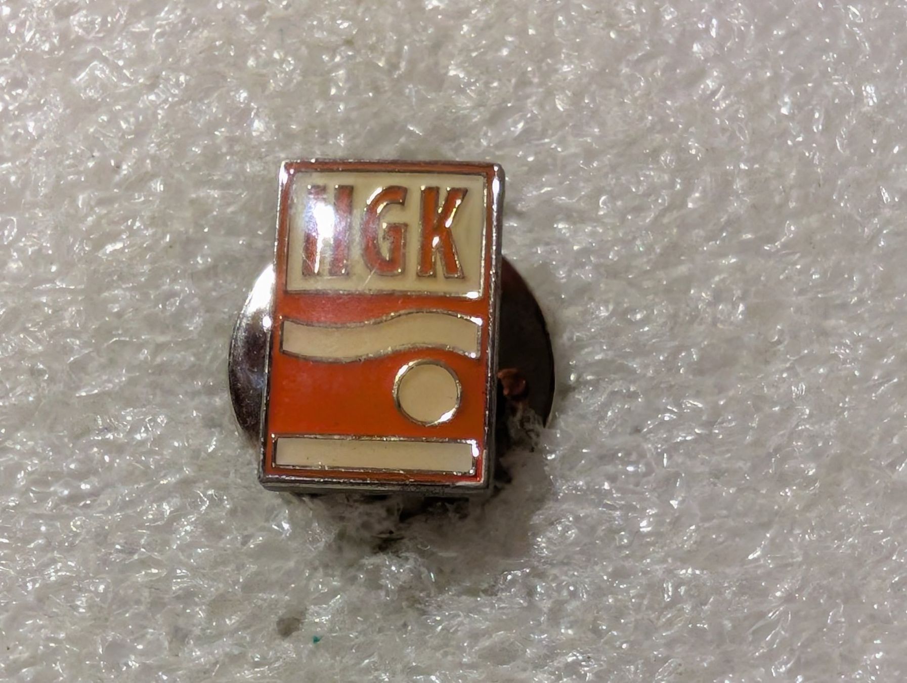 Placchette & Badge: Ansteckpin 4: HGK – Usato da Oppligen venduto da Pin-Fall-Shop