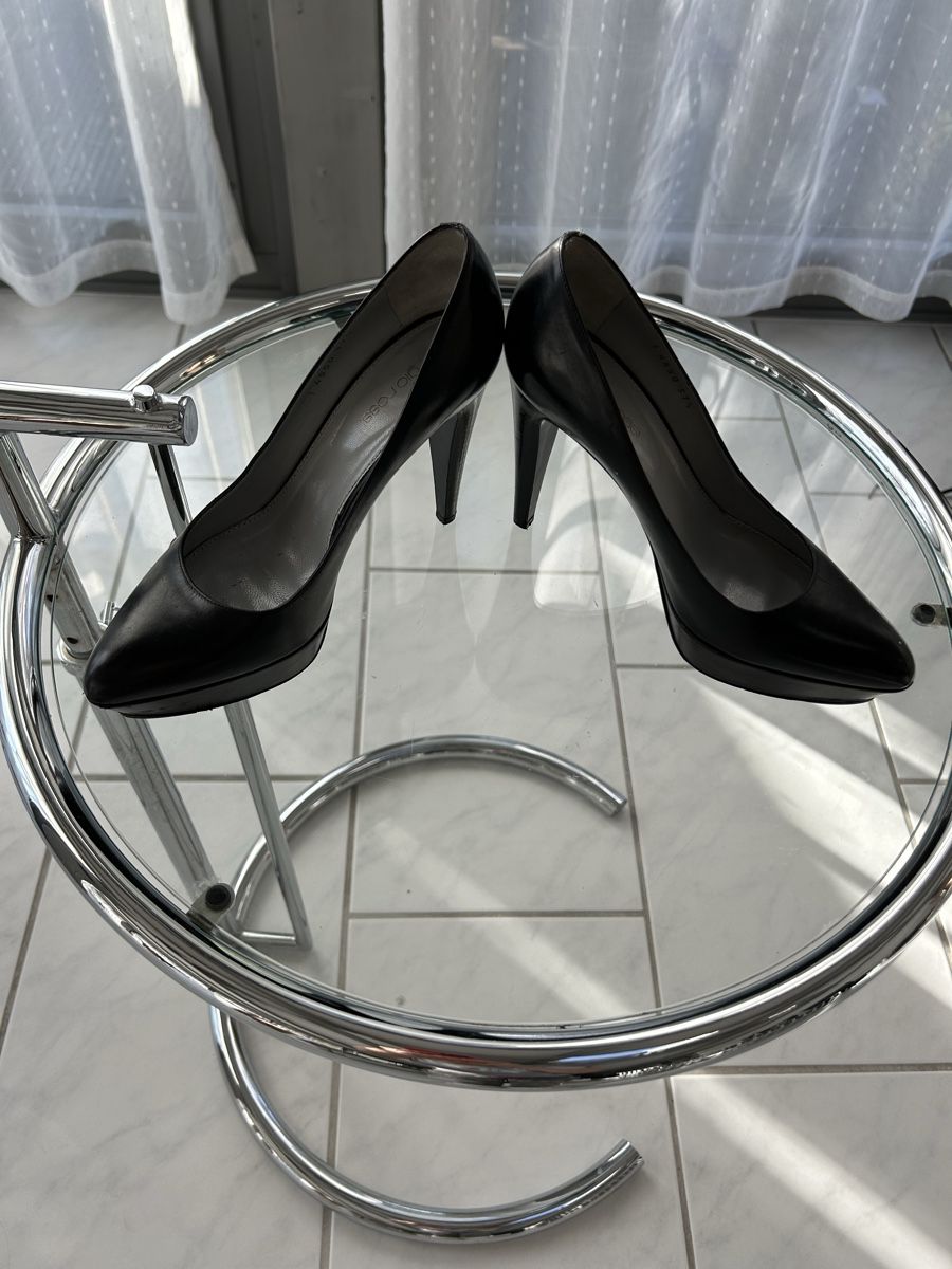 Sergio Rossi Damenschuhe: Sergio Rossi Black Leather Pumps Size 37.5 - Elegant! – Gebraucht aus Saland von ele_vc96 1