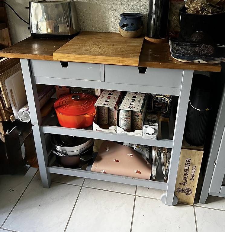 Carrelli di servizio: IKEA FÖRHÖJA Servierwagen – Usato da Zürich venduto da RHO81