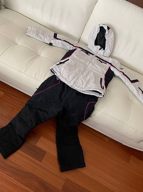 Completi: Combinaison de Ski enfant 10/11 ans – Usato da Vionnaz venduto da ric_9nvy