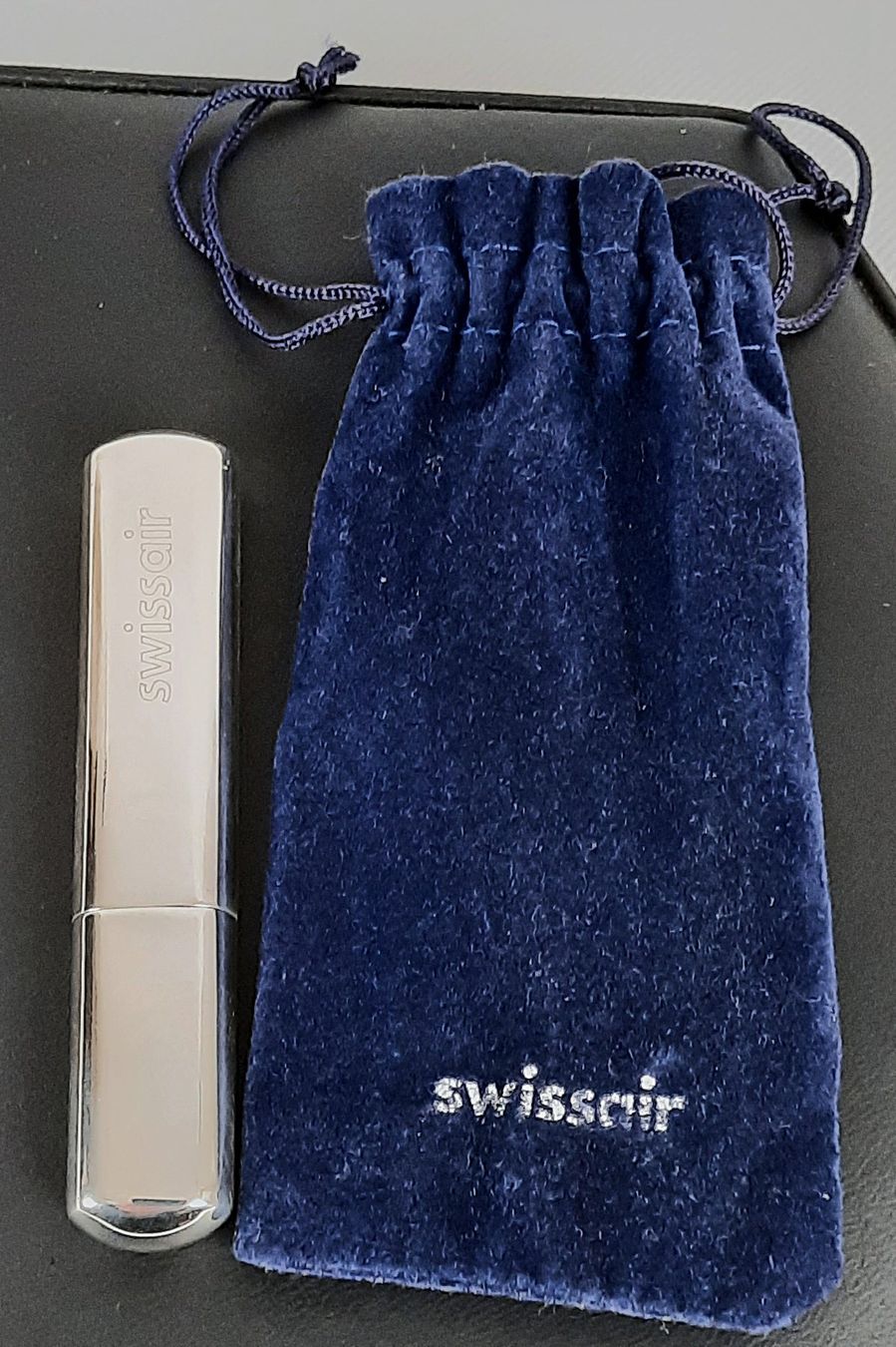 Zahnpflege: SWISSAIR Zahnstocher-Hülse – Gebraucht aus Beinwil am See von Restwert_Beinwil