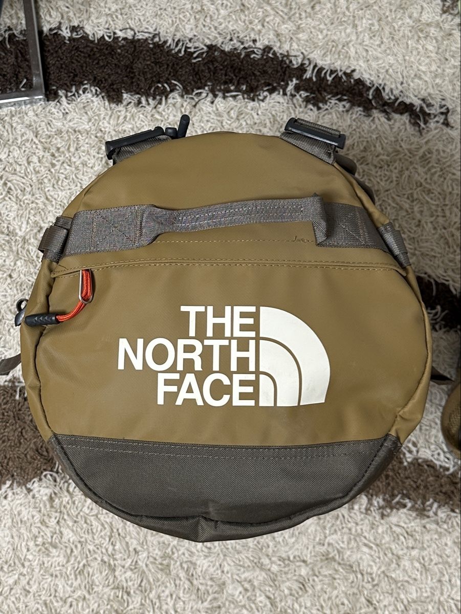 North Face Sacs à dos: North Face duffel G S – Neuf (Voir description) à Maienfeld par tobeyl2020 4