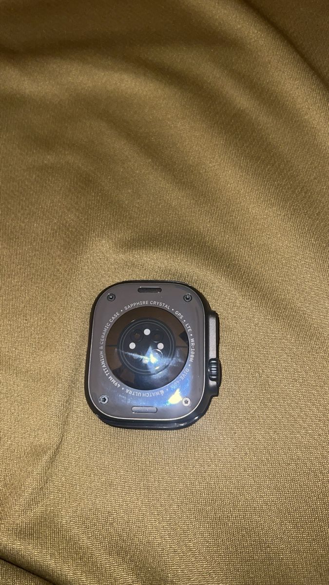 Apple Smartwatch: Apple Watch Ultra 2 – Neuf (Voir description) à Engelburg par mic_x87c