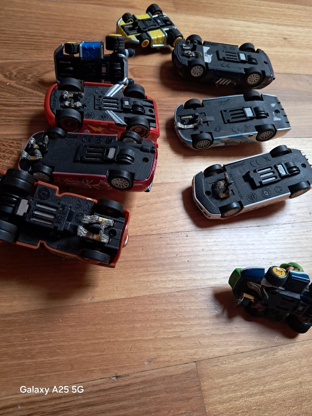 Rennbahnen: Lot de 8 voitures de circuit type Carrera  – Gebraucht aus Ferpicloz von Clicli014 1