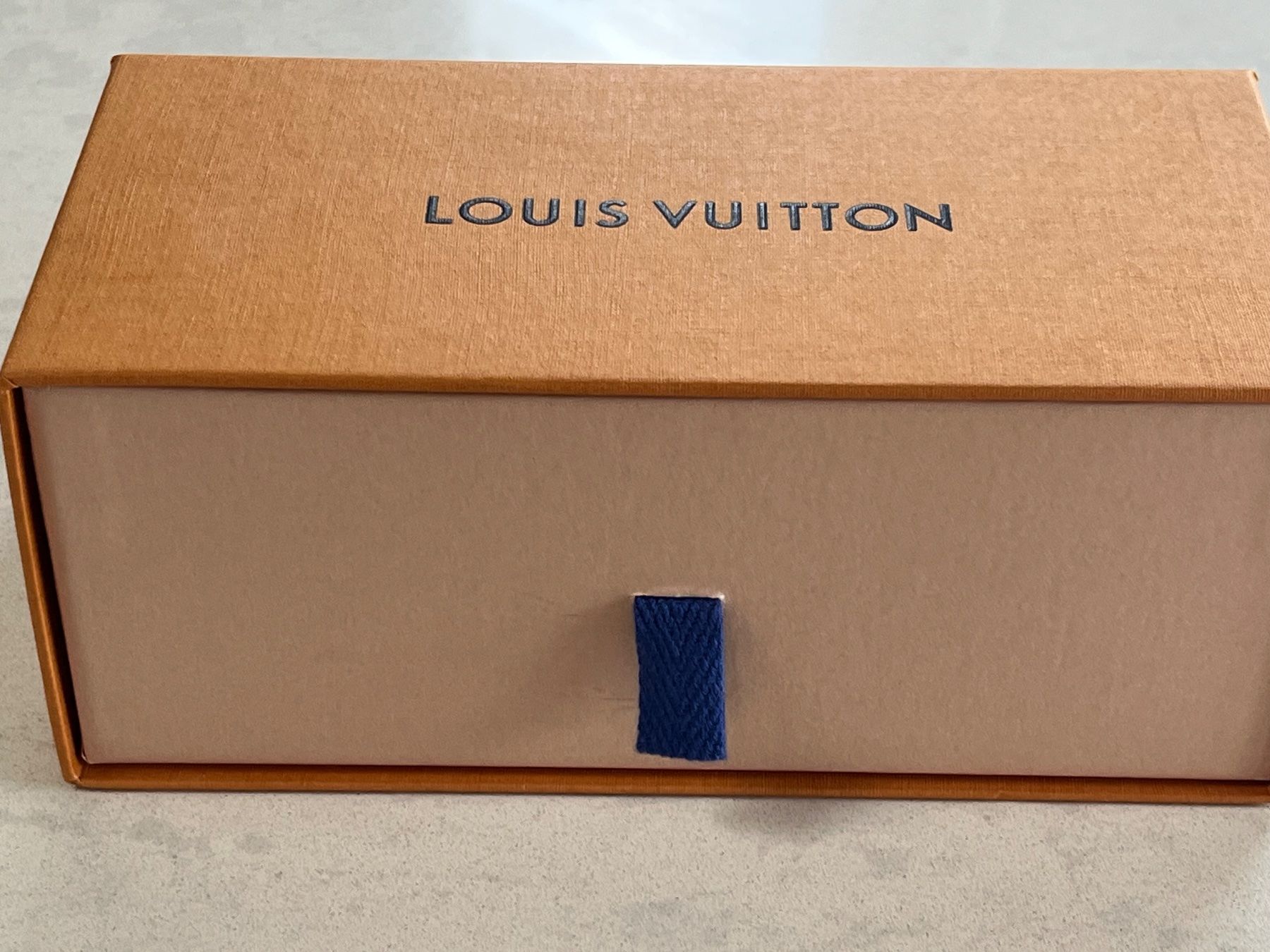 Louis Vuitton Occhiali & Lenti: LOUIS VUITTON SONNENBRILLE – Usato da Bern venduto da mynoa 7