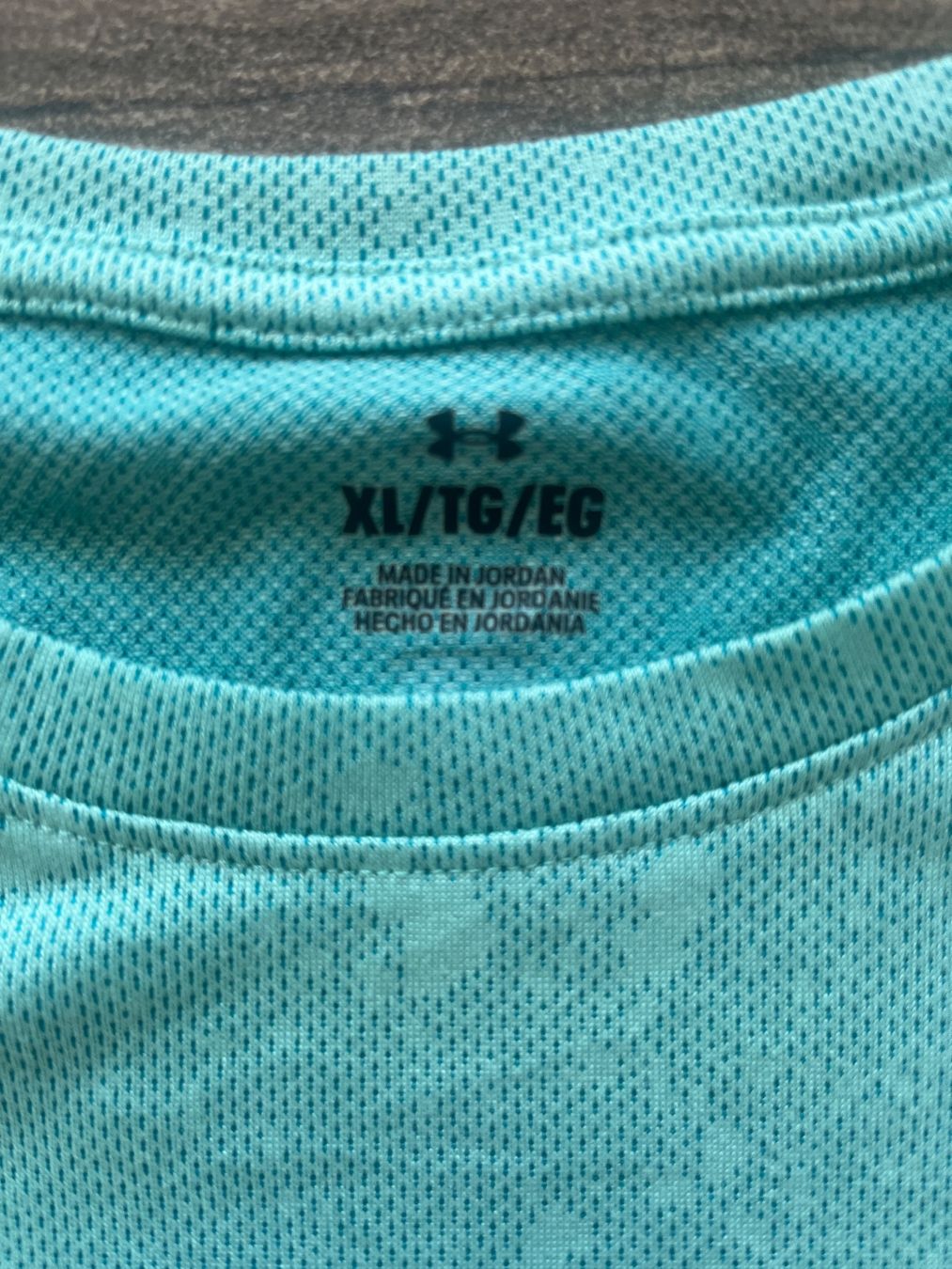 Under Armour T-shirt: Funktions- Shirt Under Armour – Usato da Strengelbach venduto da Lucaernest 1
