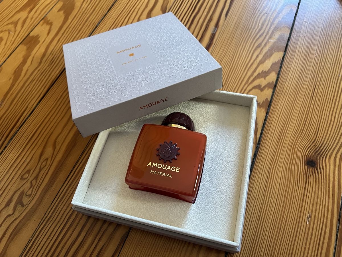 Amouage Parfum & Eau de Toilette: Amouage Material 100ml Eau de Parfum Neu – Neu (gemäss Beschreibung) aus Schlieren von Badiper 1