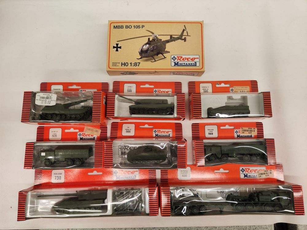 N4 Lot Minitanks Roco Modellbahnen & Heli (Gebraucht) in Toffen für CHF ...