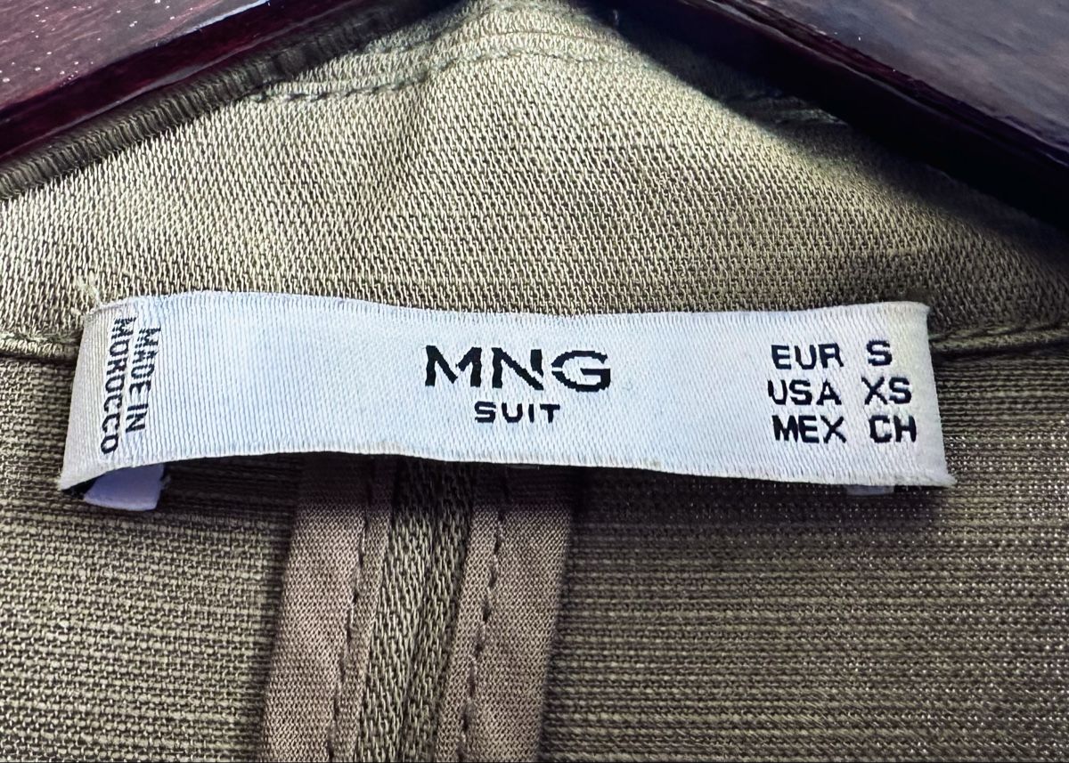 Mango Jacken: Khakifarbene Kurzjacke von Mango / Gr. S – Gebraucht aus Bern von Fraeuleinhonig 1
