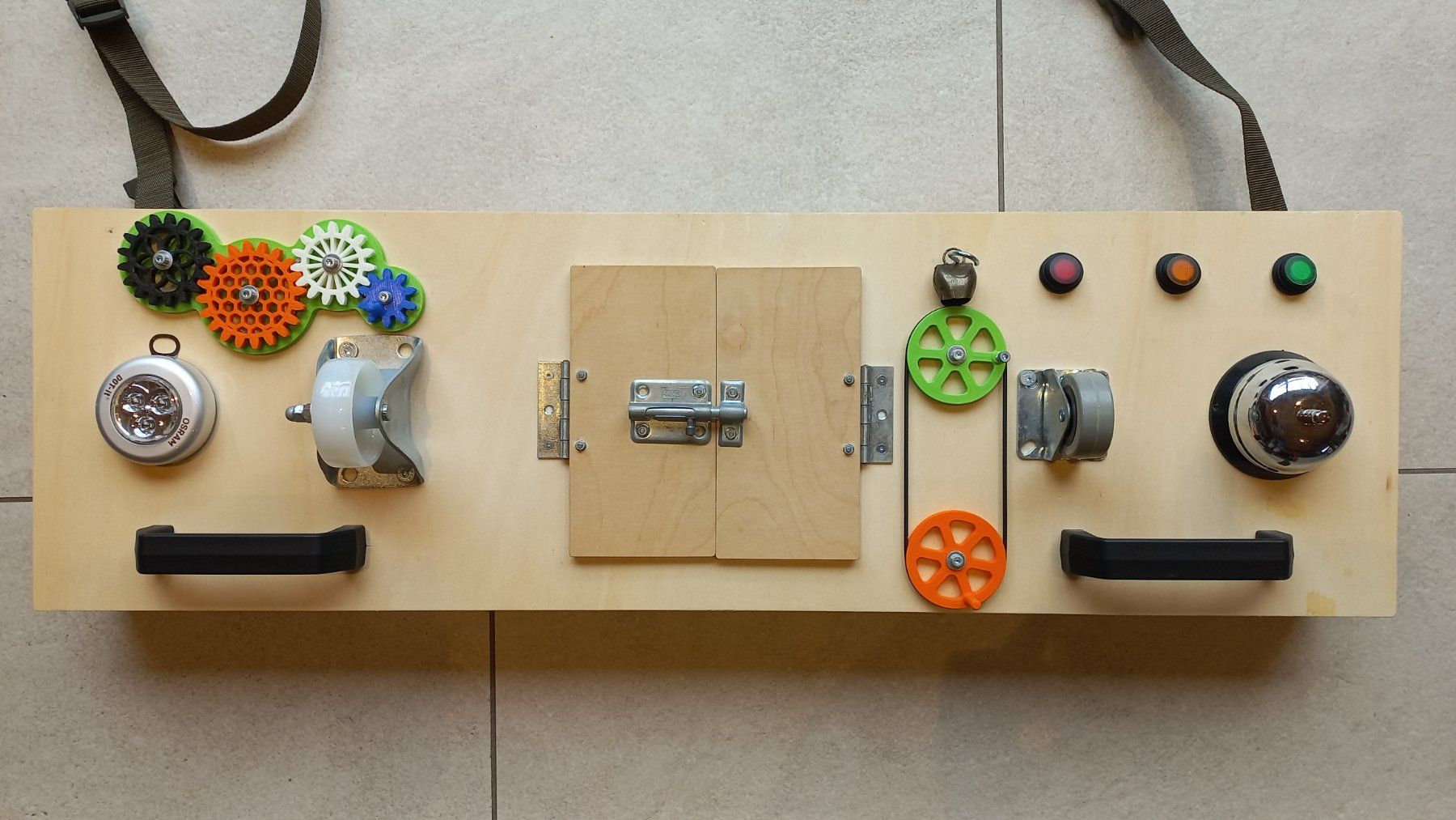 Giocattoli: Activity Board – Usato da Frutigen venduto da samuele80 3