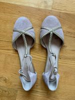 Ballerina mit Goldriemchen, Wildleder, 38