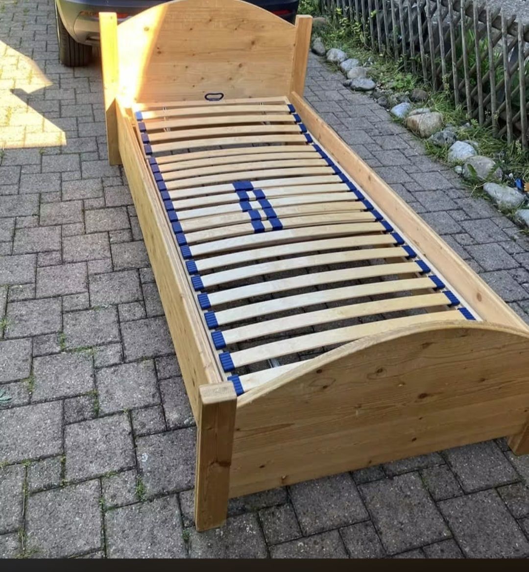 Letti: Bett gebraucht ( Echtholz) – Usato da Kriegstetten venduto da RebeccaZoe 1