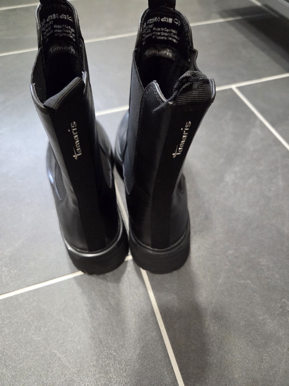 Tamaris Damenschuhe: Schwarze Boots Tamaris Grösse 39, Neu – Neu (gemäss Beschreibung) aus Döttingen von kla_2gxb 5