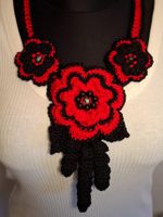 Collier fait main au crochet , unique, idée cadeau