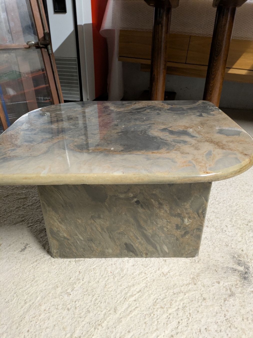 Tavoli: Table basse en marbre vintage – Usato da Echallens venduto da VintageMann 1