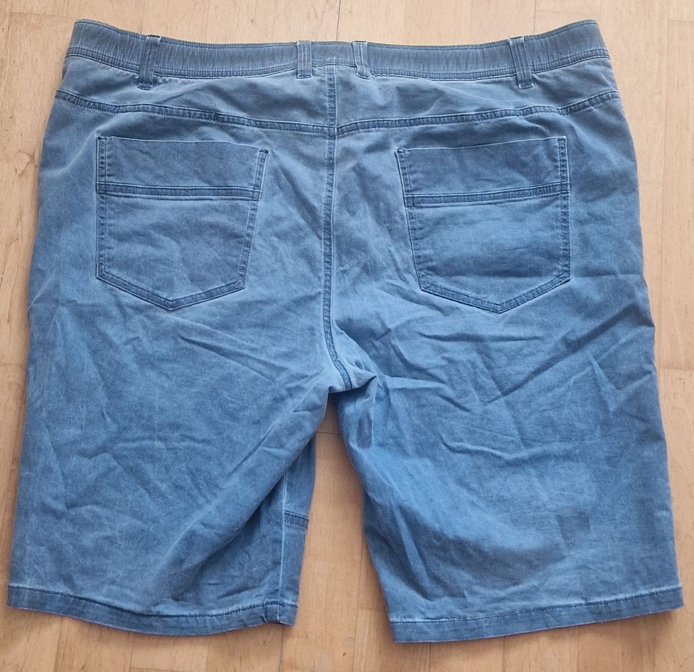 Pantalons: Herren Shorts, bpc blau  – D'occasion à Pfäffikon ZH par AnimOwO 1