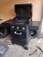 Grill a gas