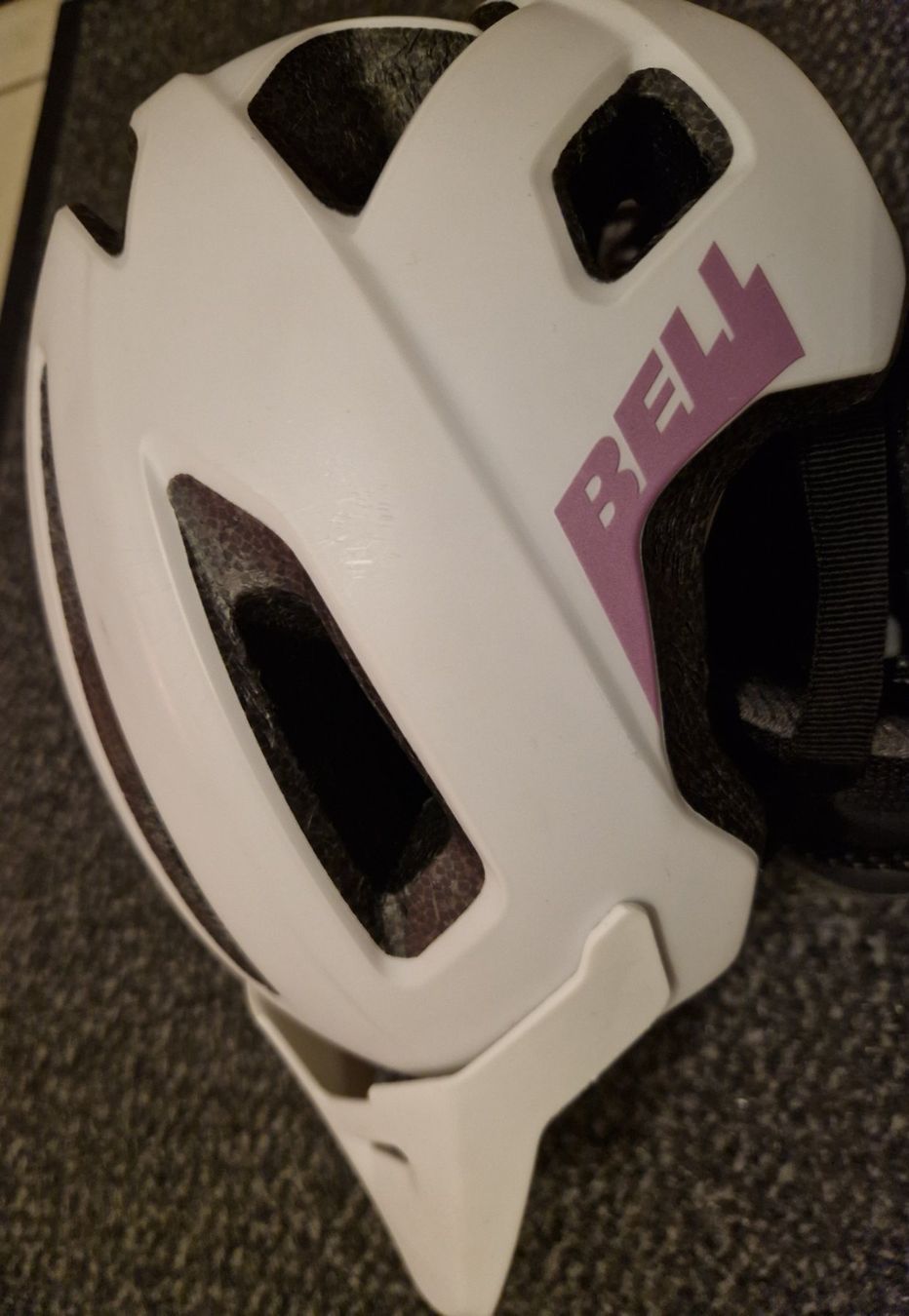 Bell Caschi: Mädchenvelohelm – Usato da Kappelen venduto da chrome72 2
