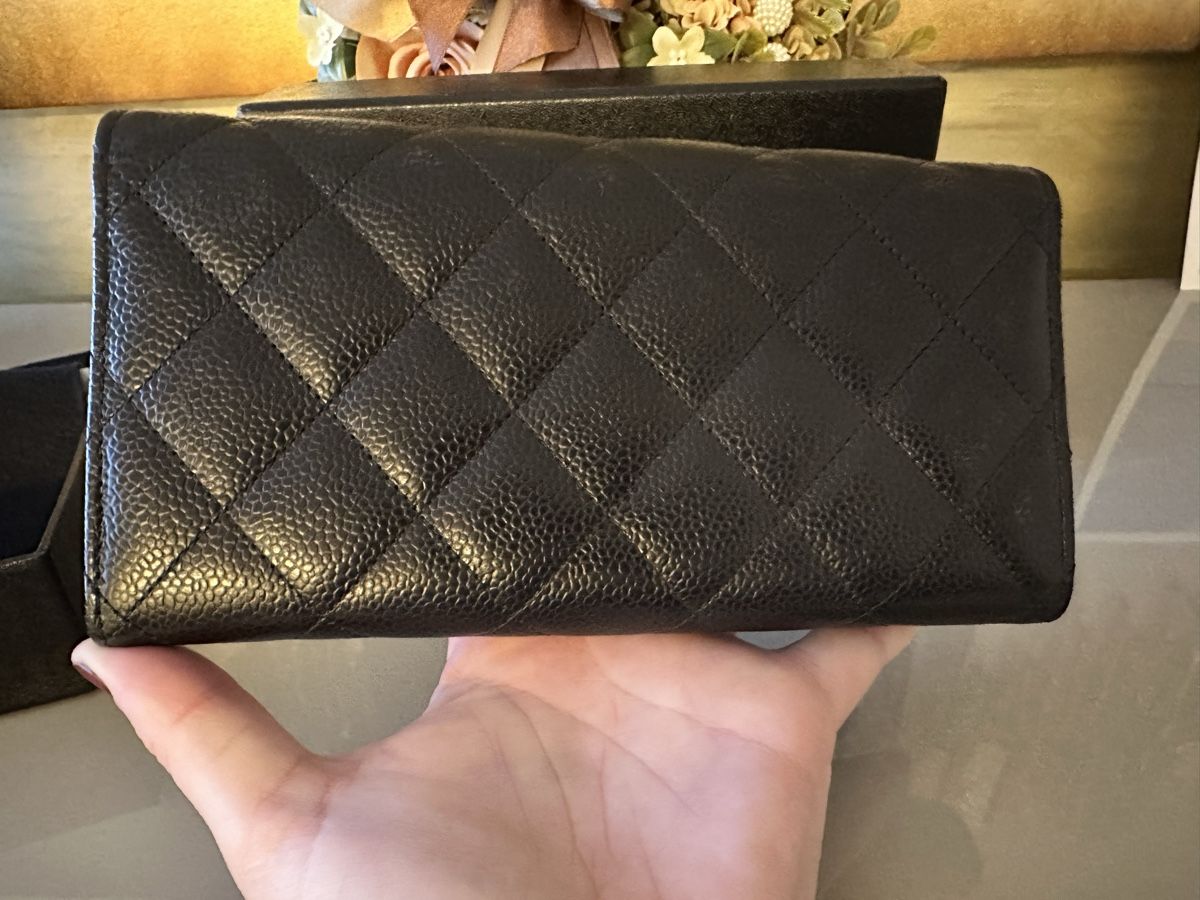 Chanel Portamonete: Chanel Sara Long Wallet – Usato da Frümsen venduto da Swissline90 3
