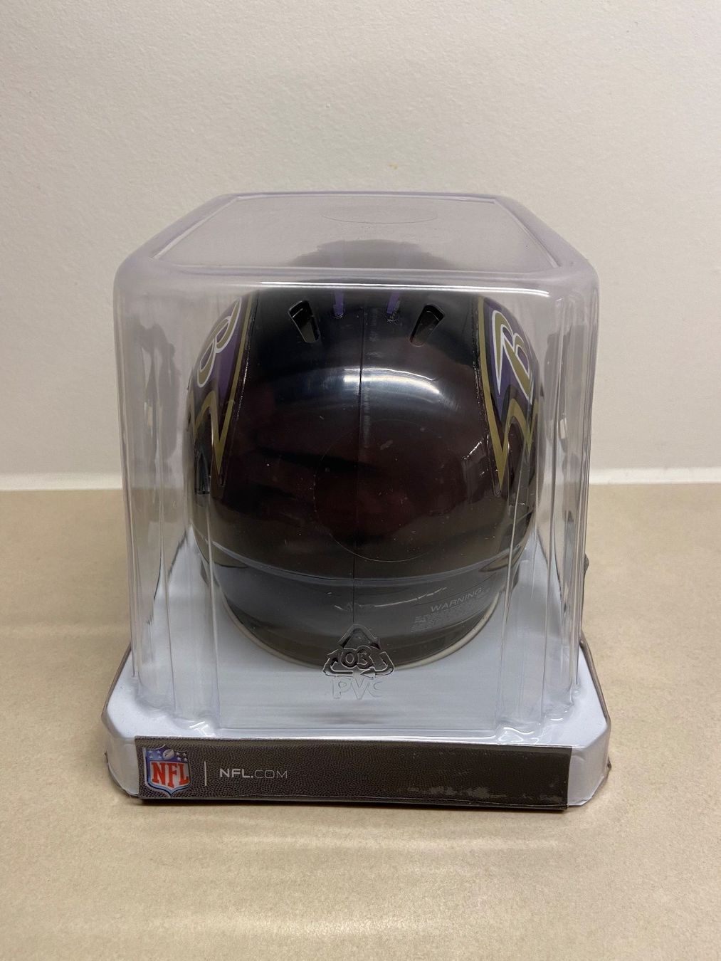 NFL Abiti antichi: Baltimore Ravens Mini Helm – Nuovo e nell'imballaggio originale da Muttenz venduto da US_Sport_Schweiz 3