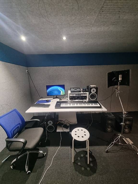 Strumenti musicali: Pro Recording Studio Bundle - Mac Pro, UAD Apollo, Dynaudio. – Usato da neuenhof venduto da Alprabi