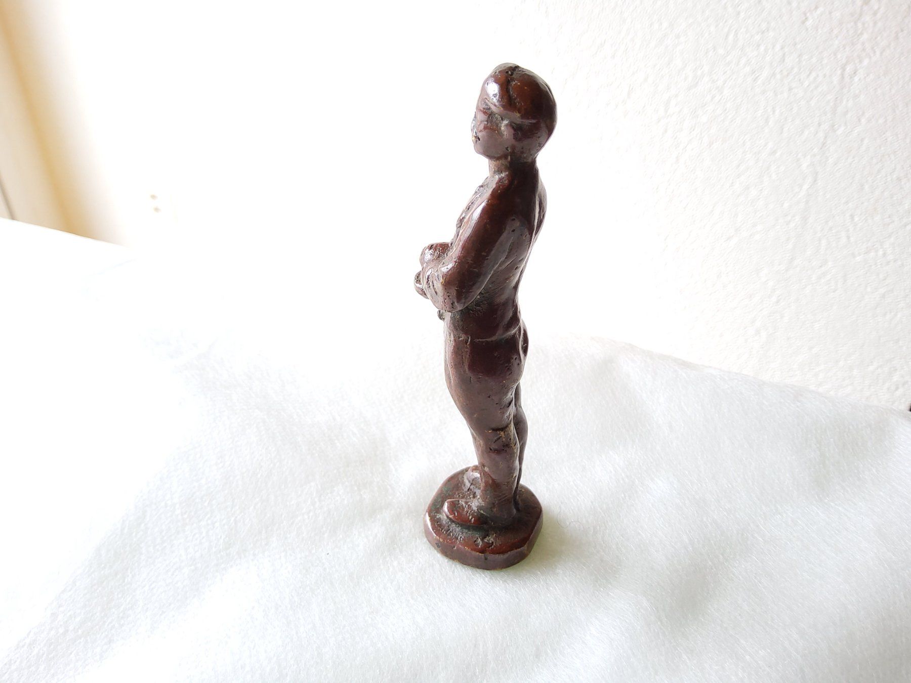 Figuren: Petite statuette ancienne en bronze  – Gebraucht aus Malleray von Broc-Mo 1