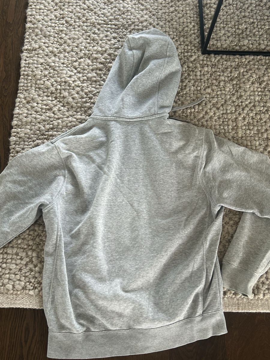 Nike Jacken: Nike Sweatjacke – Gebraucht aus Oberkirch LU von LuNeDa 2