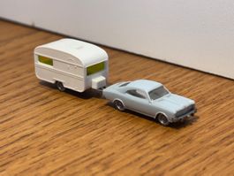 M1644: Opel mit Wohnwagen (Spur N)
