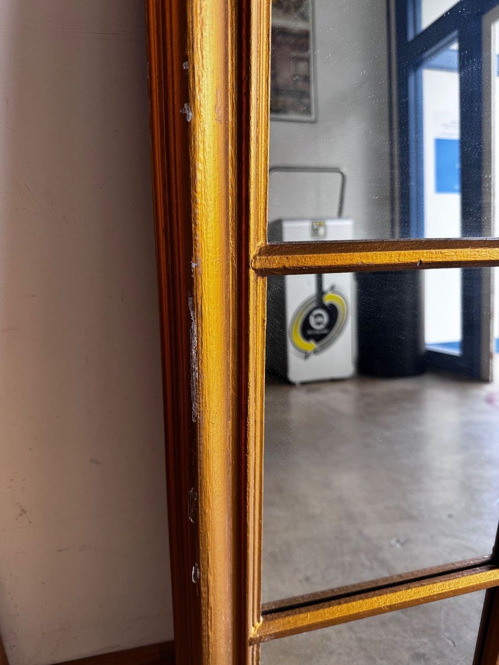 Specchi: Vergoldeter Spiegel im Fenster-Design – Usato da Dübendorf venduto da sdbu-frappant 1