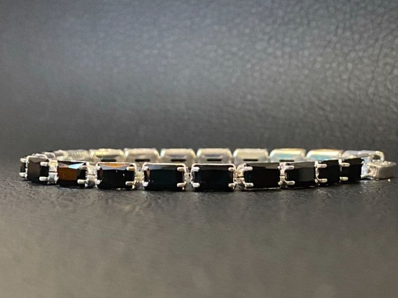 Bracciali & Braccialetti: Armband – Nuovo e nell'imballaggio originale da Hemmental venduto da Zirconwelt