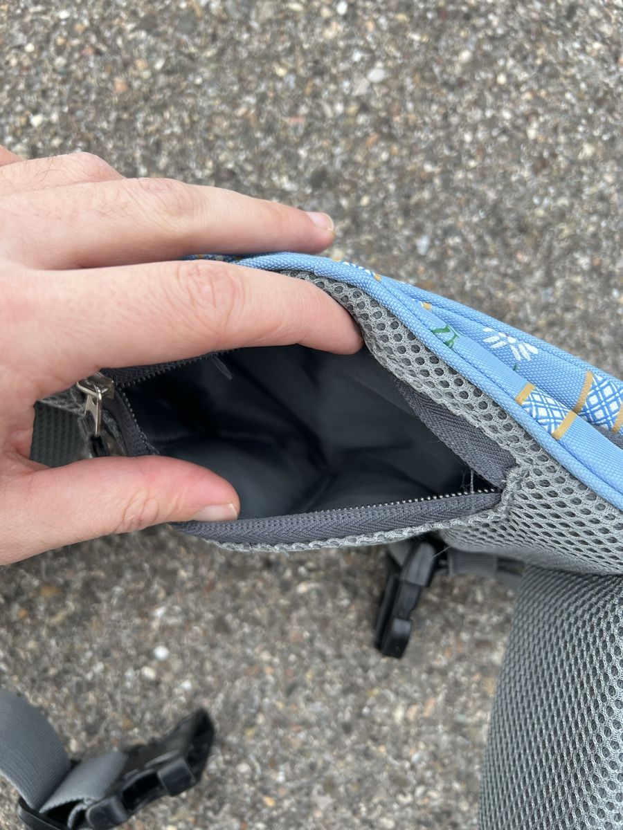 Taschen: Bauchtasche Blau mit Blumenmuster 10/10 – Neu (gemäss Beschreibung) aus Effretikon von rus_2l2p 2