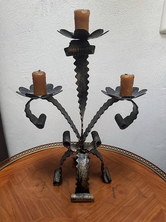 Bougeoirs: Candélabre en fer forgé martelé  – D'occasion à Le Châble VS par mtp_6k9b