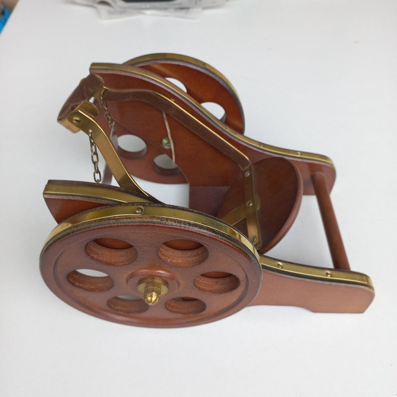 Portabottiglie: Présentoir à bouteille de cognac Courvoisier – Nuovo (secondo la descrizione) da Jongny venduto da dve_7nbz 2