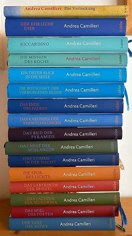 Livres: Montalbano-Romane  – D'occasion à Zollikon par Tagisonne