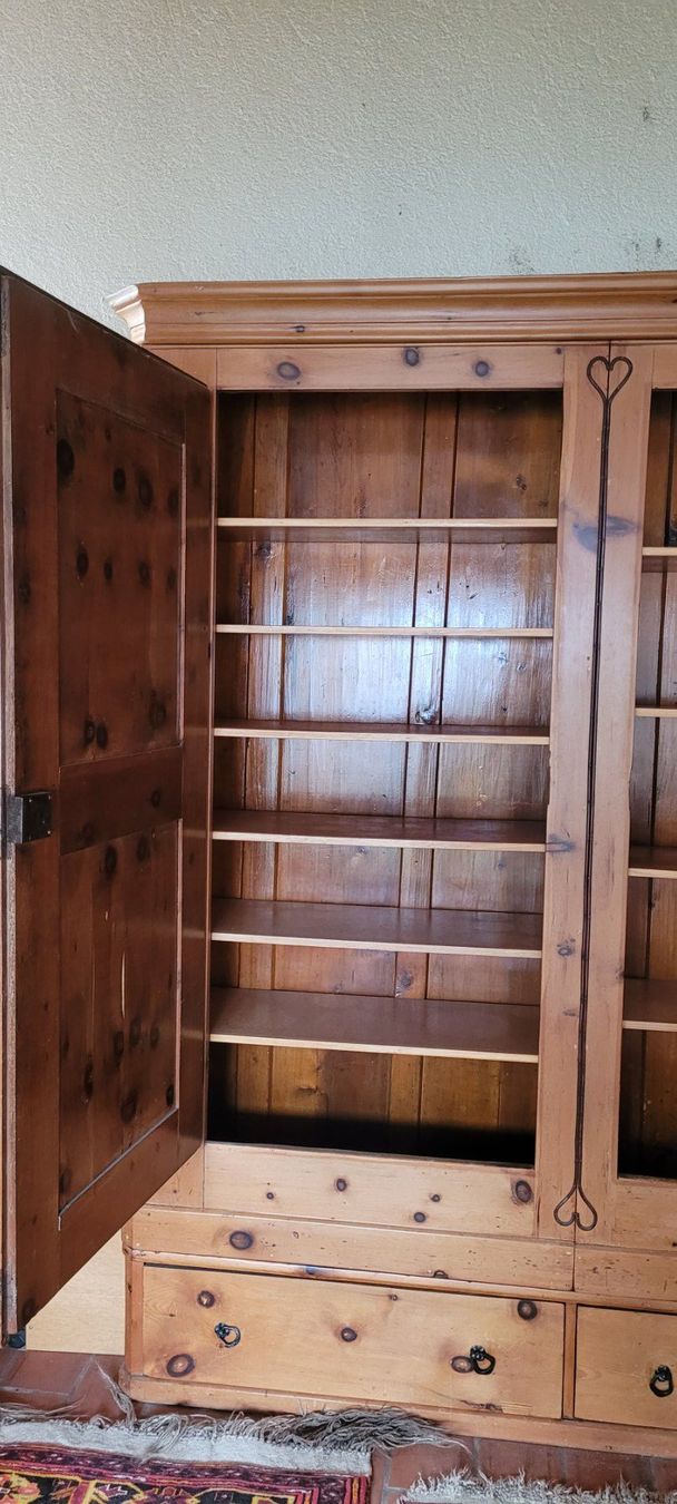 Armadi: Armoire en arolle – Usato da Le Landeron venduto da pat_5ygm 1