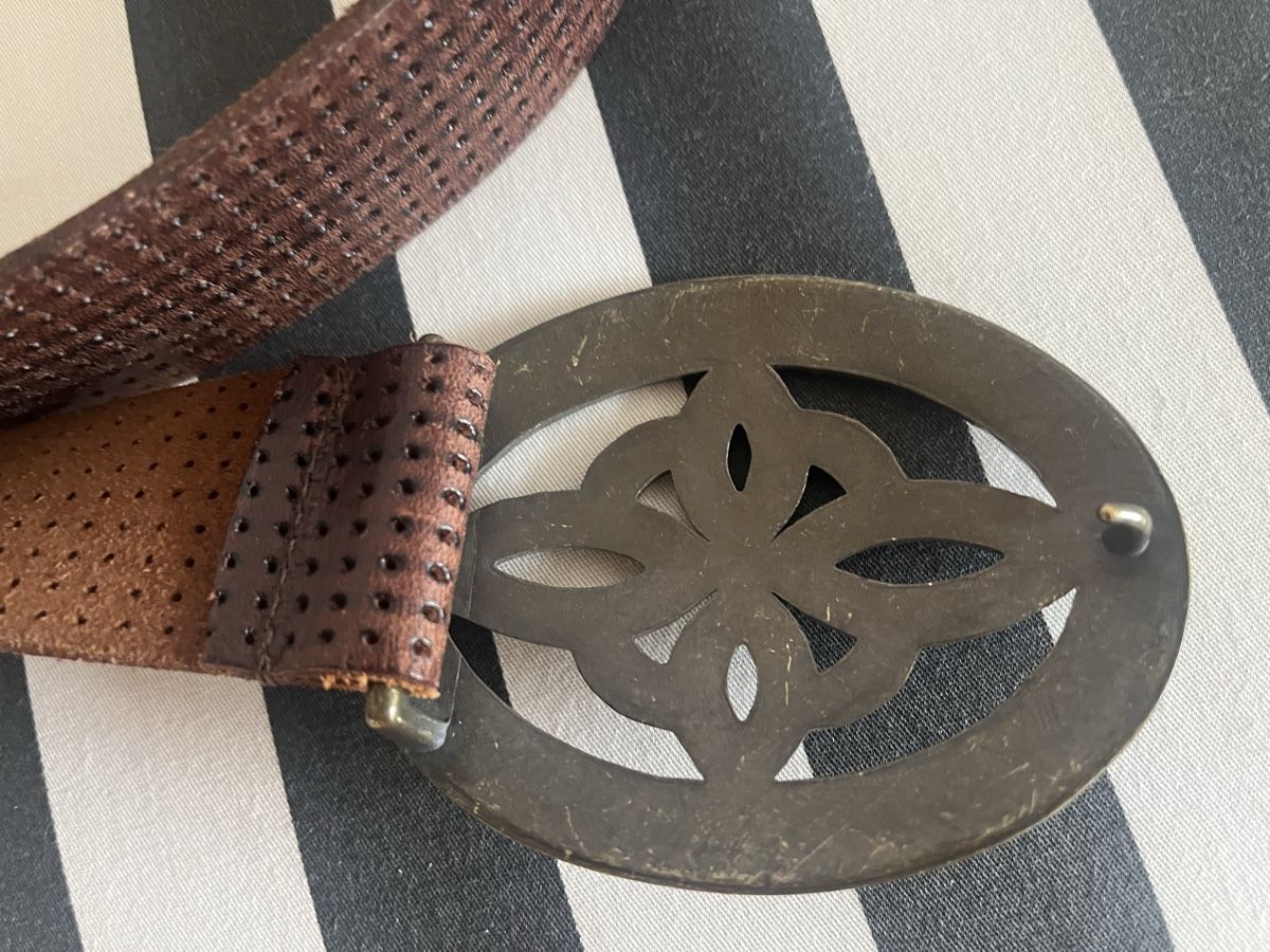 Cinture: Strass Ledergürtel  braun – Usato da Rorschacherberg venduto da Artmaru 3
