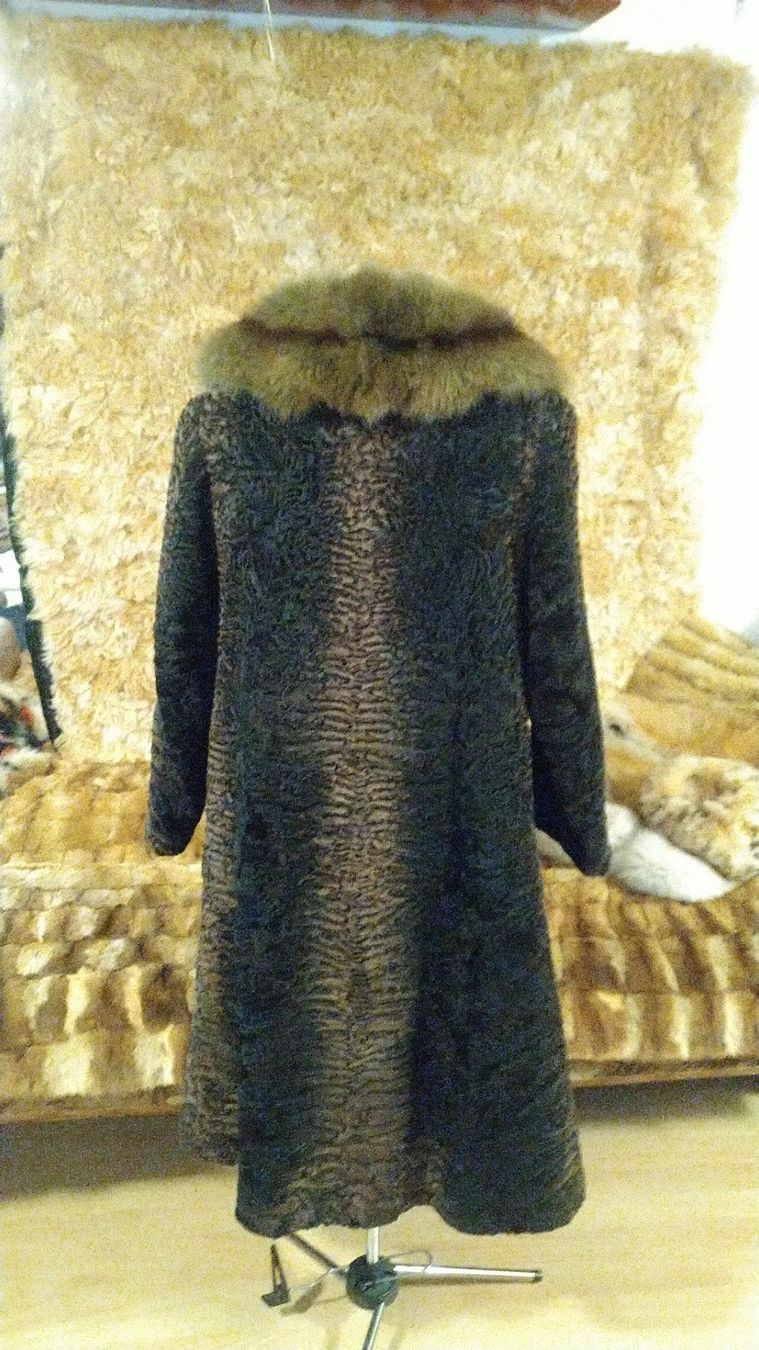 Mäntel: Mongolian Lamm Pelz Mantel mit Zobel – Gebraucht aus Obergösgen von crystalfox 1