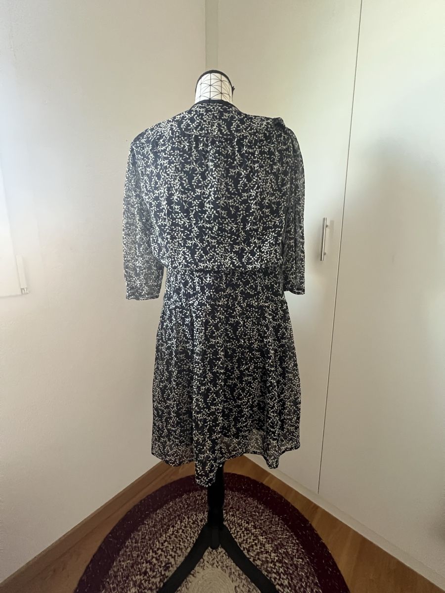 Vestiti: Robe taille 36 – Usato da Gland venduto da choupon 4