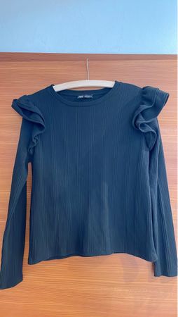 Elegantes Zara Shirt mit Rüschen Gr. L