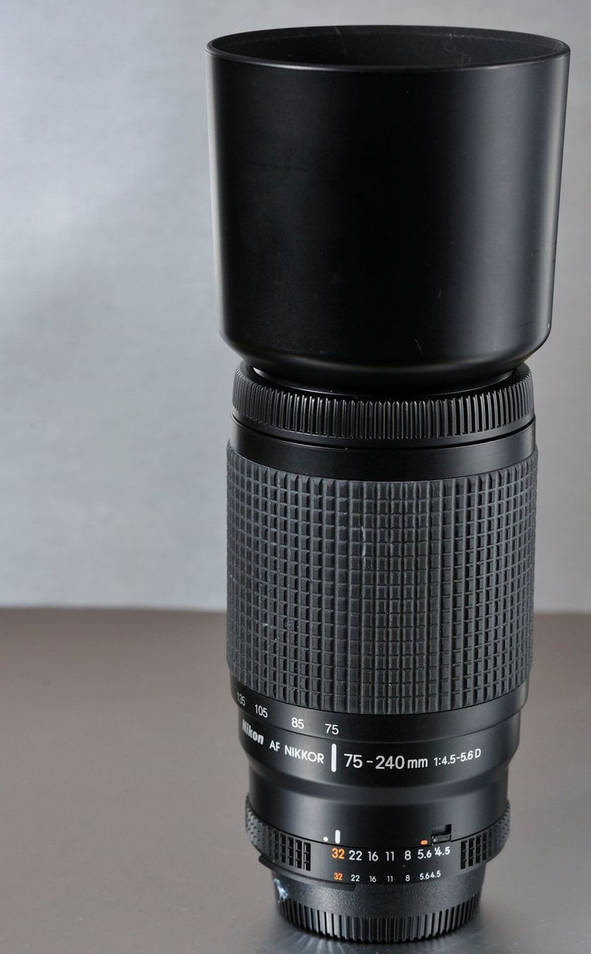 Nikkor Objektive: Nikon Nikkor 75-240mm – Gebraucht aus Fleurier von im_ghl 2