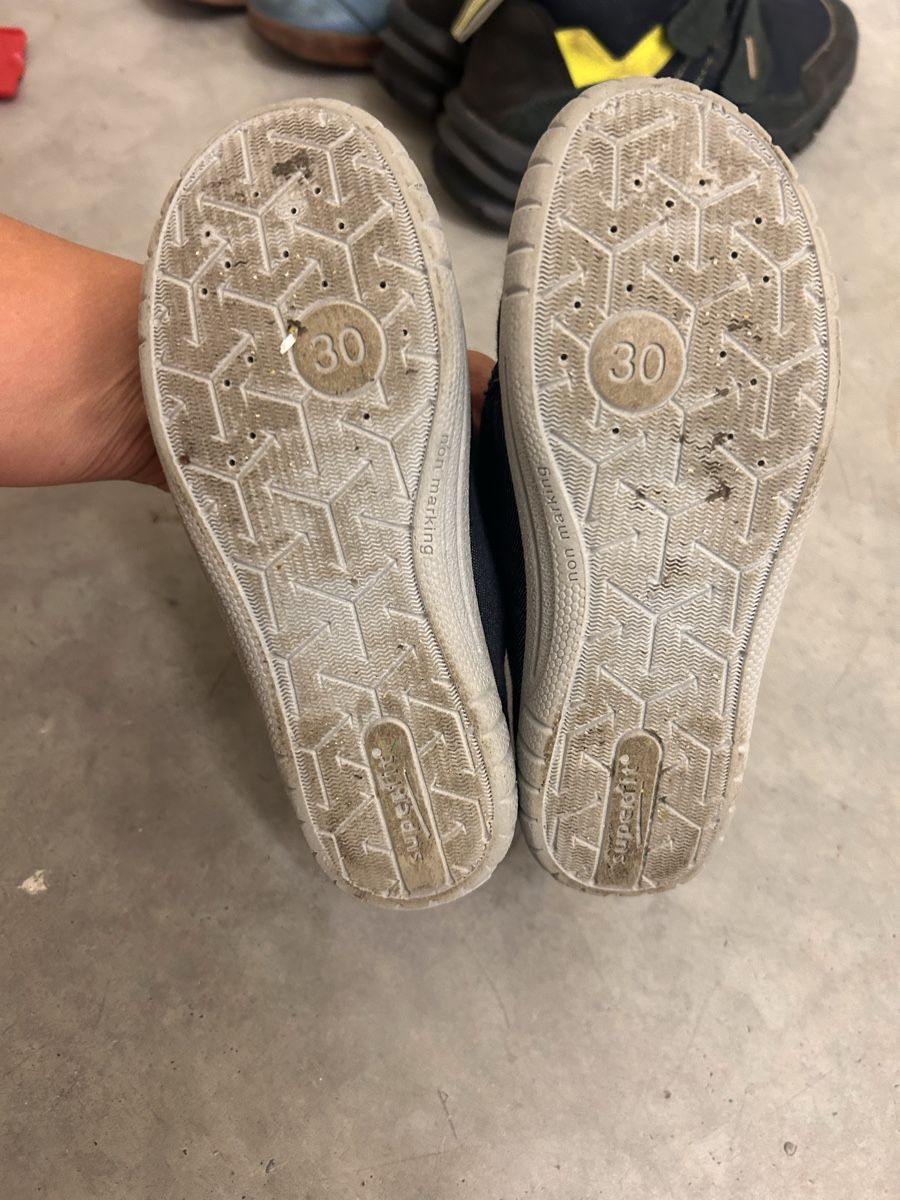 Superfit Chaussures garçon: Finken Superfit 31 – D'occasion à Amden par roatan01 2