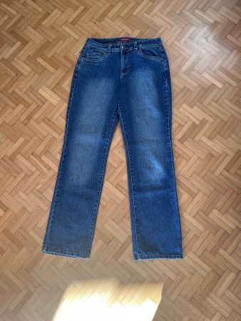 Jeans Grösse 38