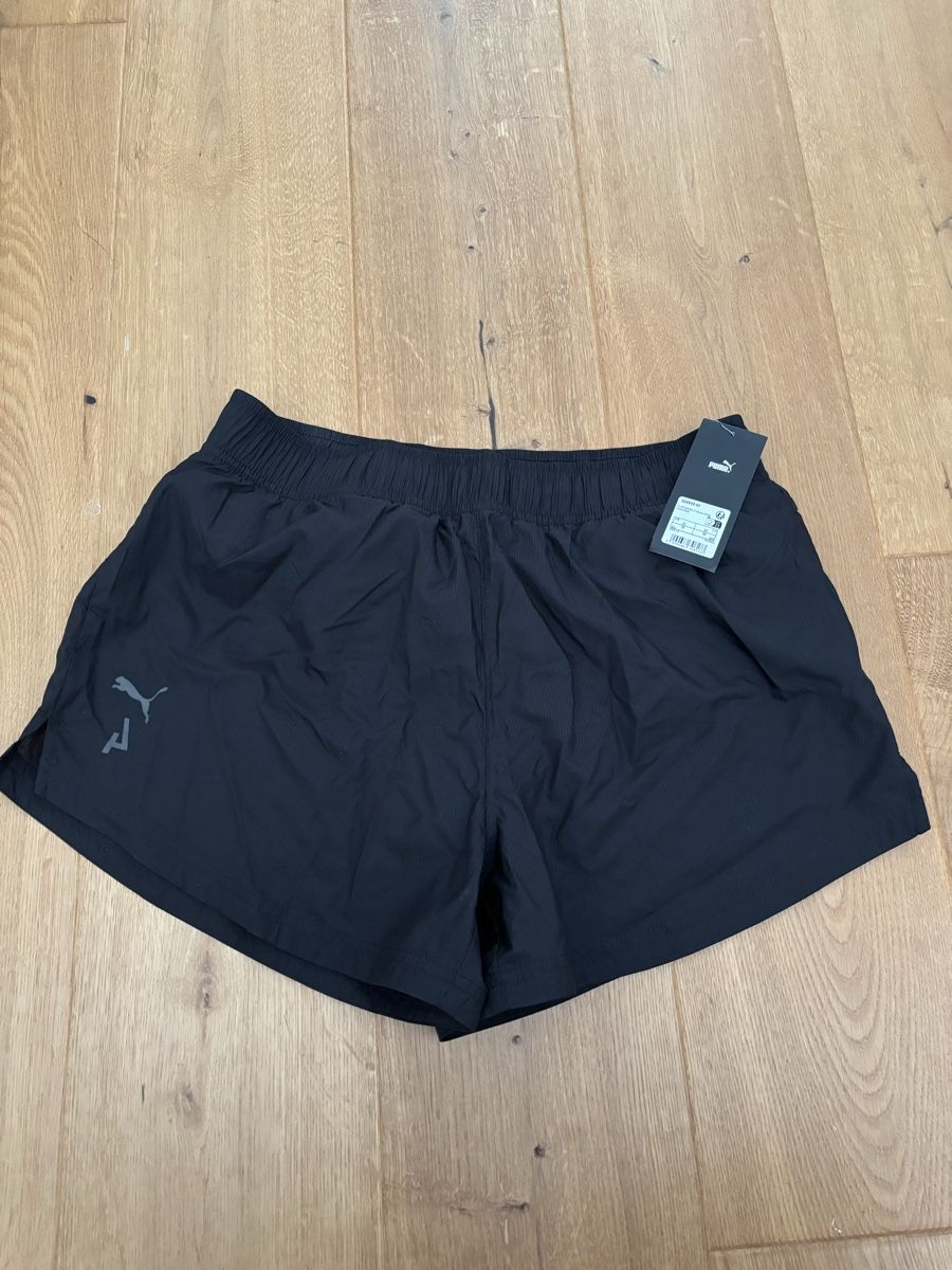 Puma Pantaloni: Puma Running Shorts - M/NEW! – Nuovo e nell'imballaggio originale da Windisch venduto da bymarikaa