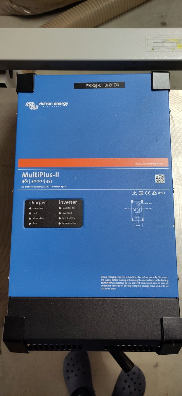 Victron Inverter: Victron Multiplus II 48/300 – Usato da Innertkirchen venduto da robi15blue